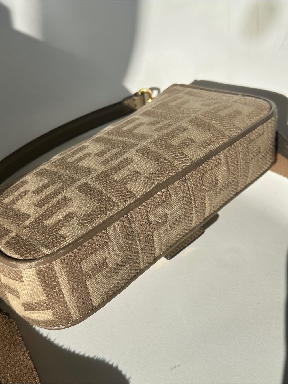 Fendi Baguette Zucca Monogram Canvas Bag M Beige Gold - Picture 6 of 16